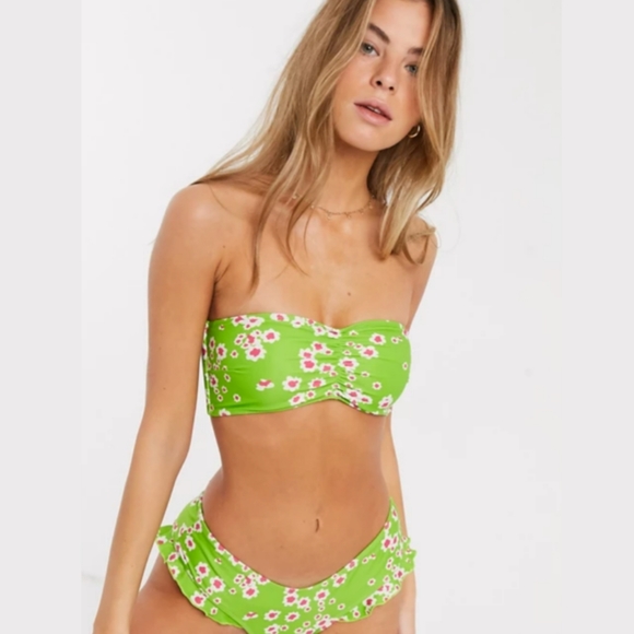 Faithfull the Brand Tia Bikini Set Bandeau Ruffle - Picture 5 of 12